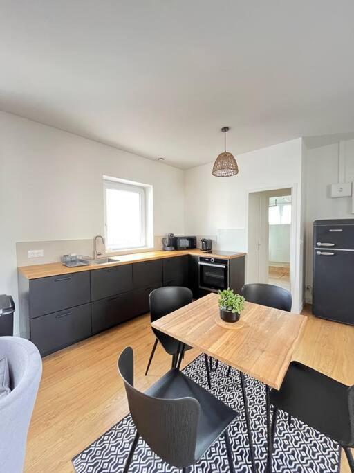 Banjul - Bel Appartement A Reims Exteriör bild